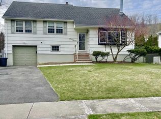 47 Charles St, Clifton, NJ 07013