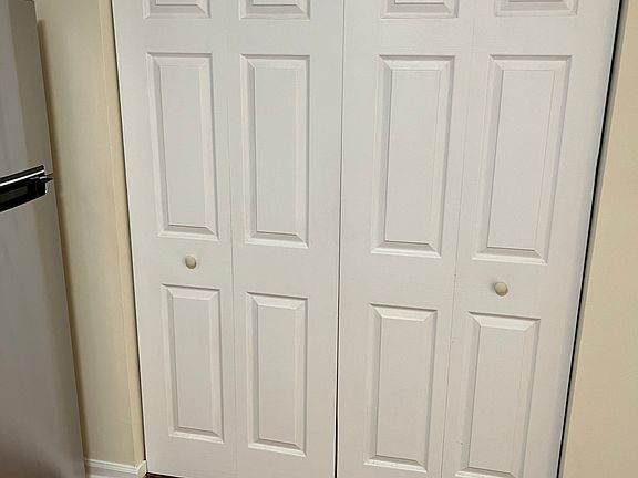 Washer/dryer hook ups