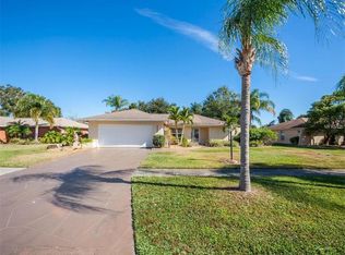 1589 Carrolwood Dr, Sarasota, FL 34232