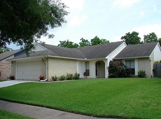 6823 Blue Ridge Dr, Richmond, TX 77469