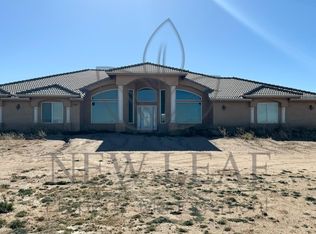 6587 Coyote Rd, Phelan, CA 92371