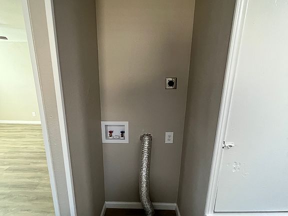 4th image of 207 Wilmer Heights Dr