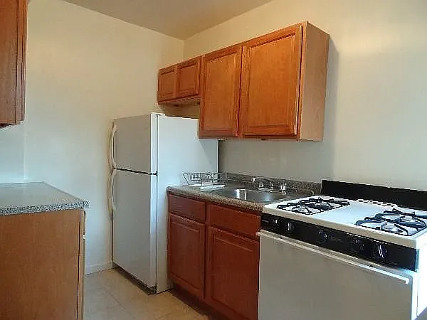 1413 New York Avenue — Photo 2
