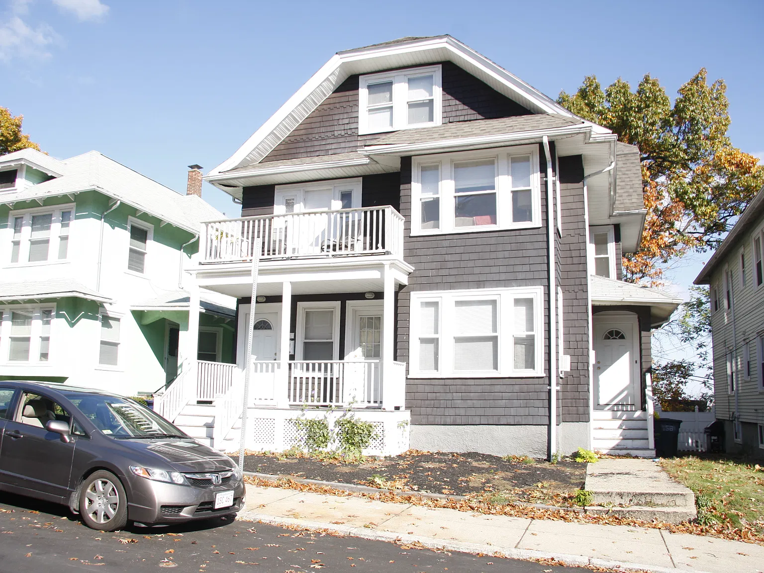 6 bed, 2.0 bath, $6,000 — Photo 1