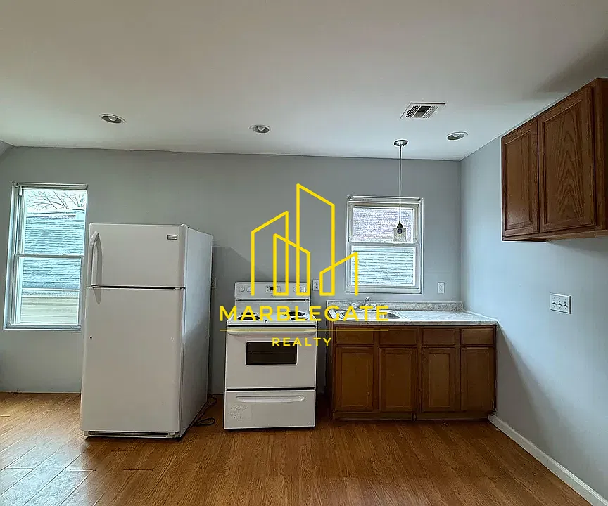325 S Orange Ave #33