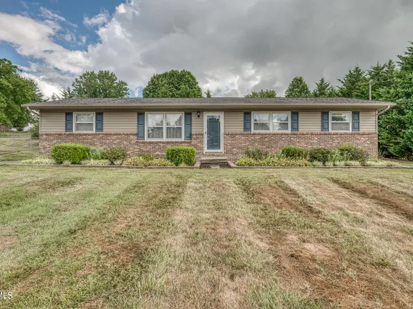 1008 Shamrock Dr, Jonesborough, TN 37659