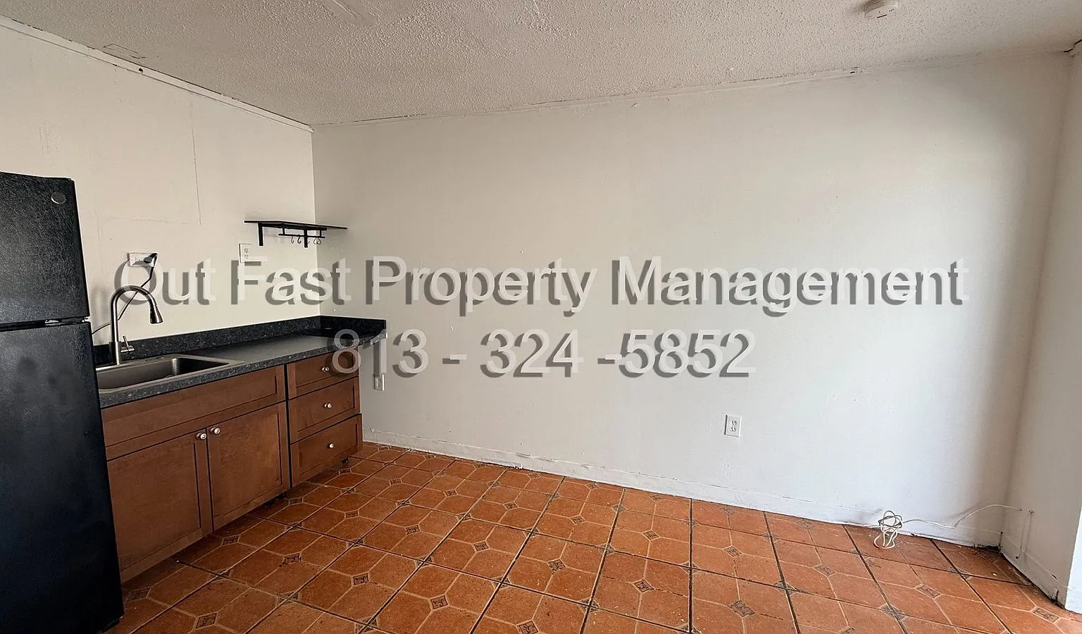 Studio, 1.0 bath, 250 sqft, $695 — Photo 2
