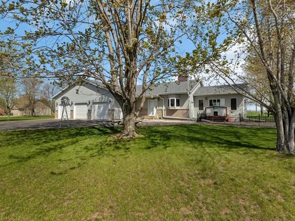 6752 242nd St, Saint Cloud, MN 56301