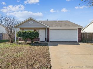 1921 Bristol Rd, Claremore, OK 74017