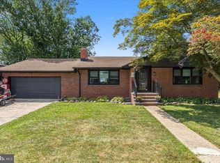 22 White Stag Dr, Hamilton, NJ 08620