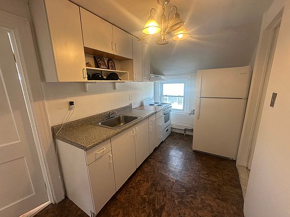 5th image of 6 Florence Ave APT 4