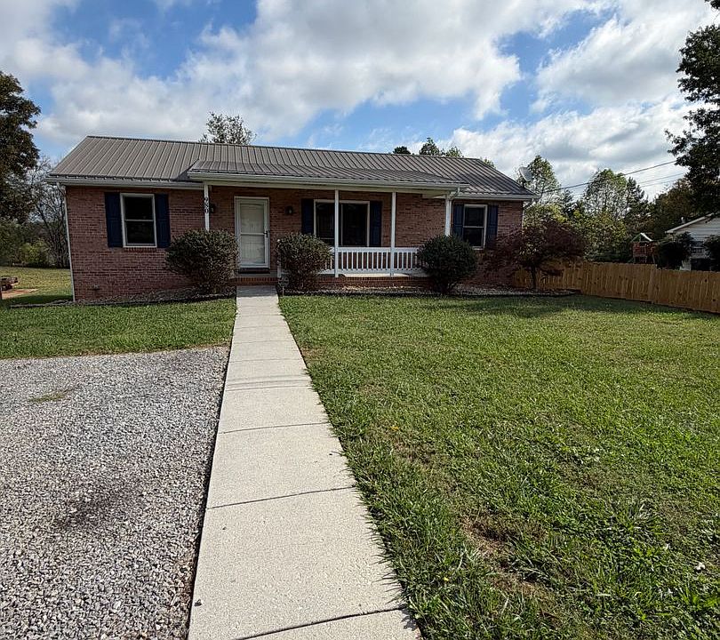 1st image of 980 Claudette Dr