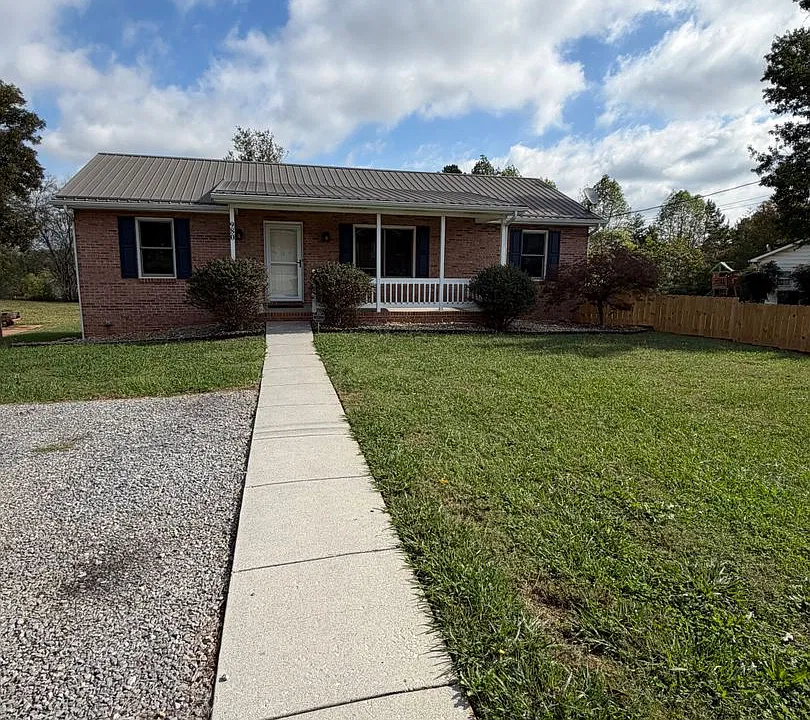 980 Claudette Dr