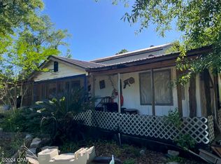 10105 Davenport Ave, Youngstown, FL 32466