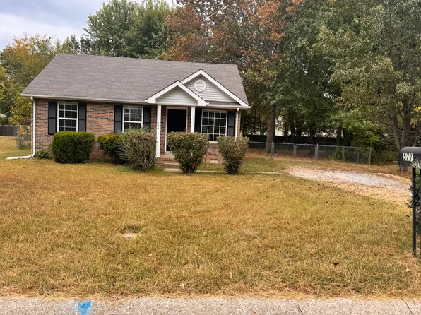 577 Brady Dr, Clarksville, TN 37042