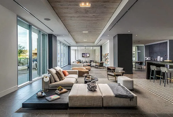 Adeline Luxury Living — Photo 32