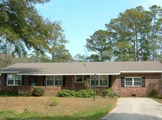 2608 W Yacht Dr, Oak Island, NC 28465