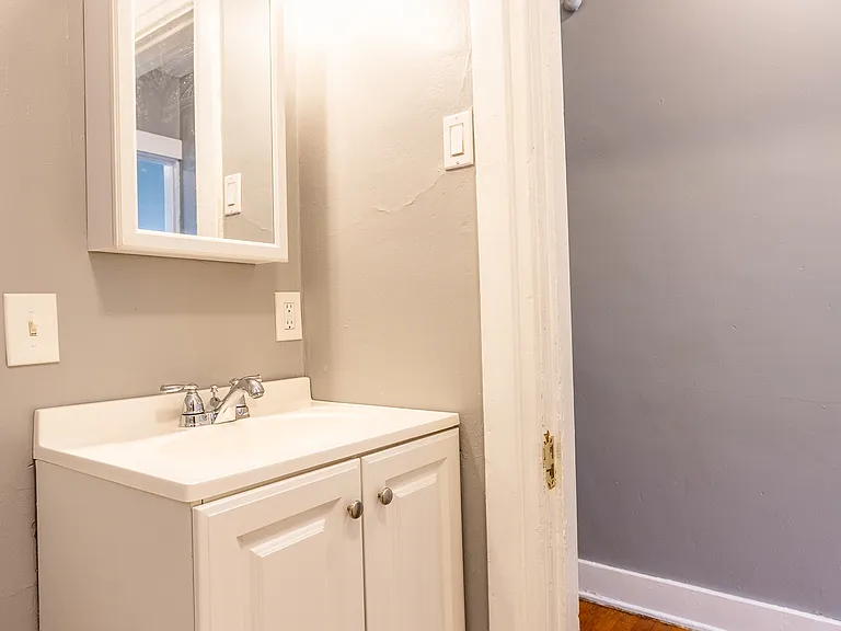 1207 Kelton Ave #4 — Photo 7