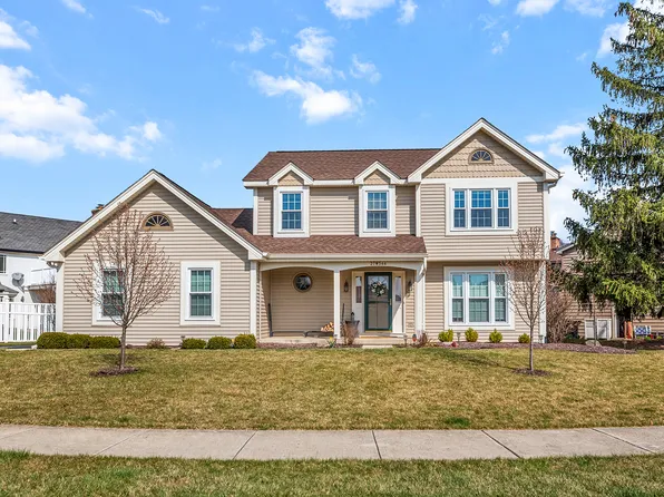 27W344 Churchill Rd, Winfield, IL 60190