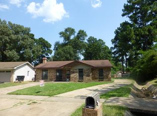 9029 Lone Oak Dr, Shreveport, LA 71118