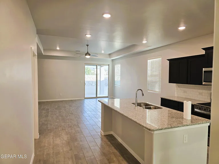 12936 Tatenhill Dr — Photo 5