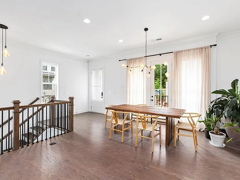2370 Provence Park Way — Photo 4