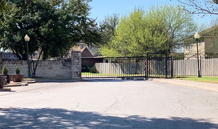 1st image of 4336 Southeast Dr