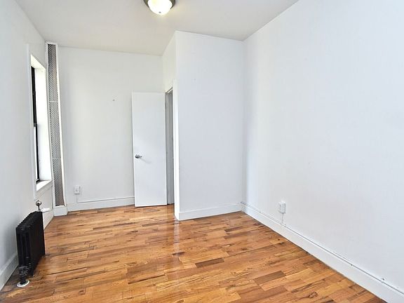 5th image of 535 W 162nd St APT 26
