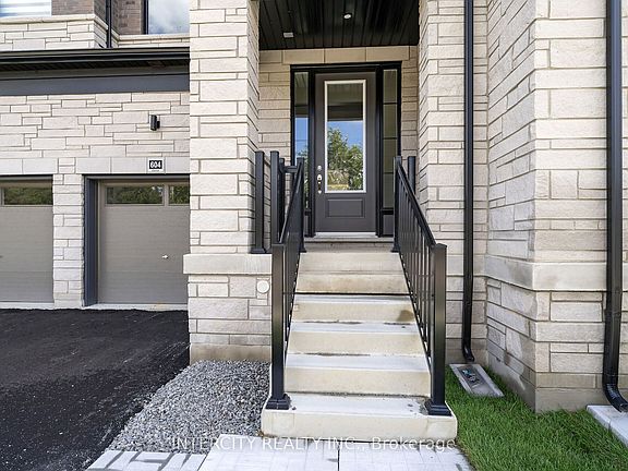 2nd image of 604 Glasgow Rd #18-90