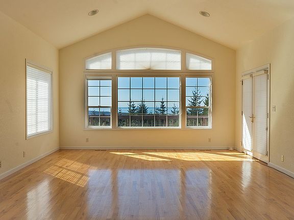 4th image of 47450 Fern Ridge Rd