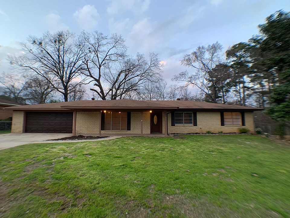 1st image of 405 Dellbrook Dr