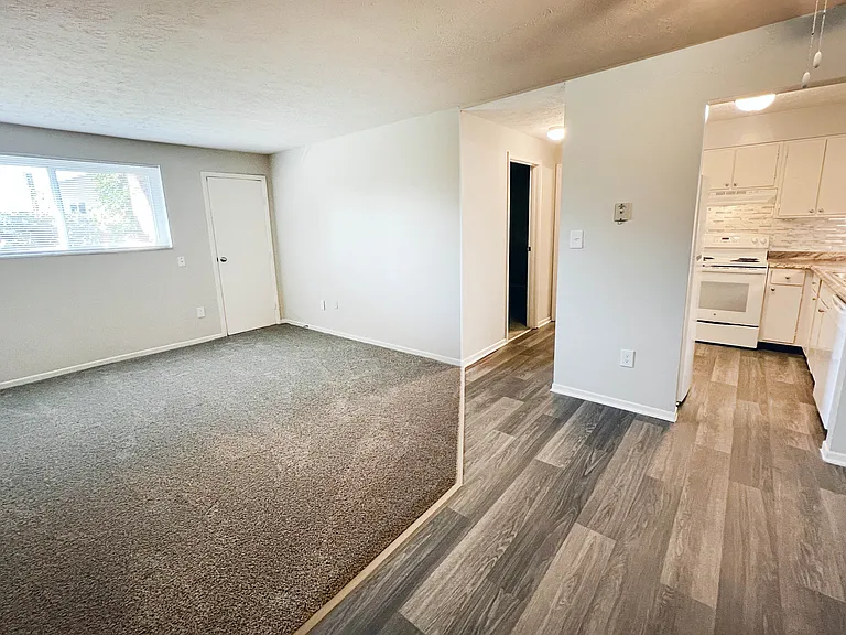 Oakwood Apartments — Photo 58