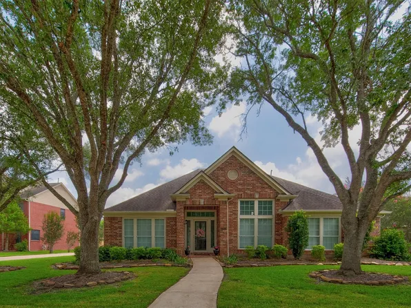 2901 Harvest Hill Dr, Friendswood, TX 77546