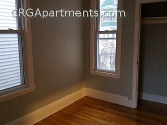 2nd image of 380 Putnam Ave