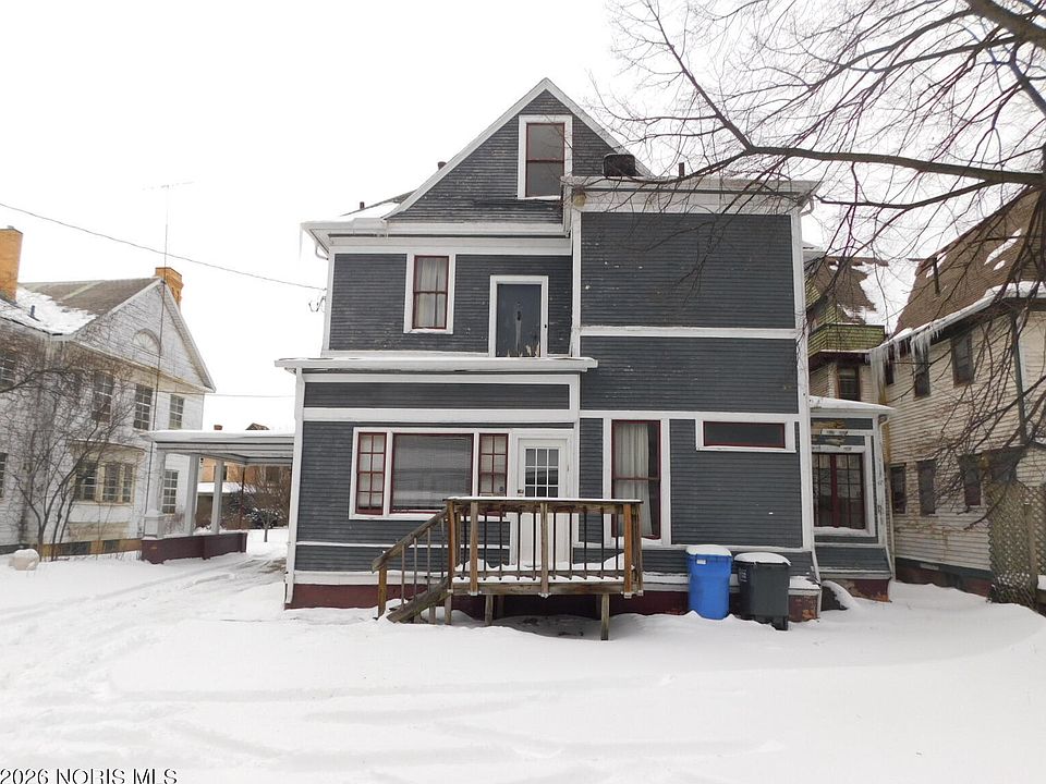 4th image of 2032 Robinwood Ave