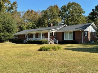 518 Woodland Dr, Manning, SC 29102