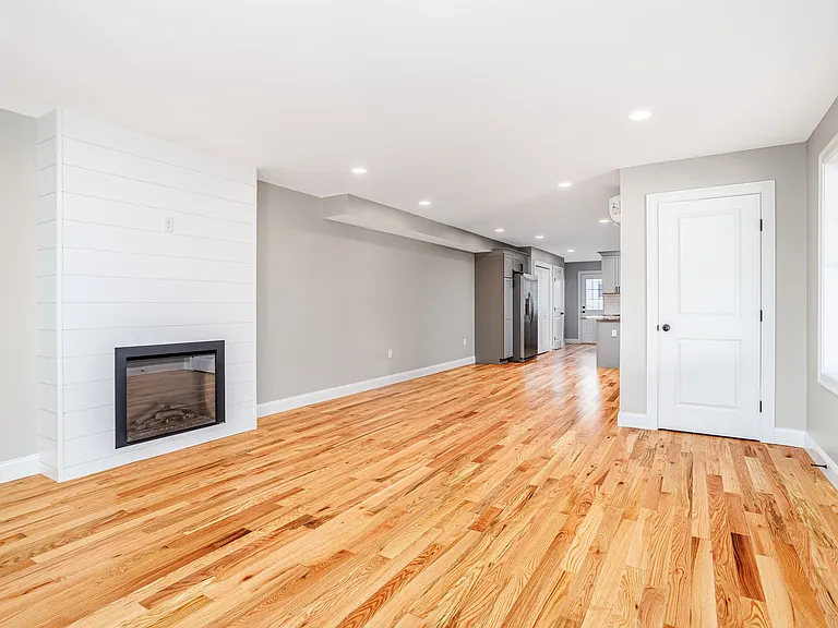 27 Milton St #1 — Photo 5
