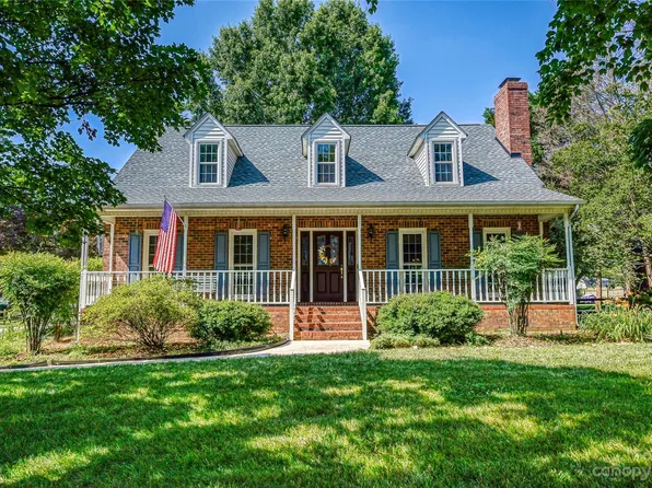 4262 Mackenzie Ct SW, Concord, NC 28027