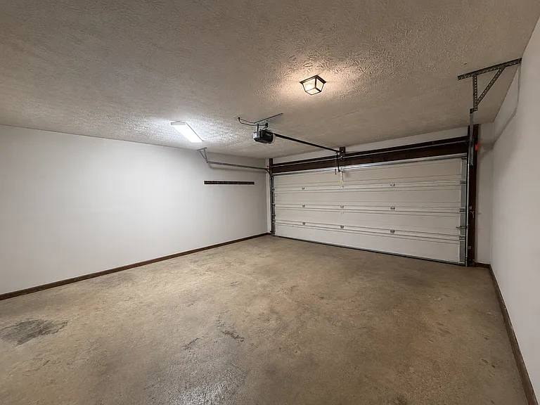 1710 Underwood Dr SE — Photo 22