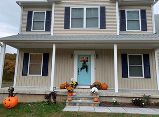 494 Durham Rd, Guilford, CT 06437