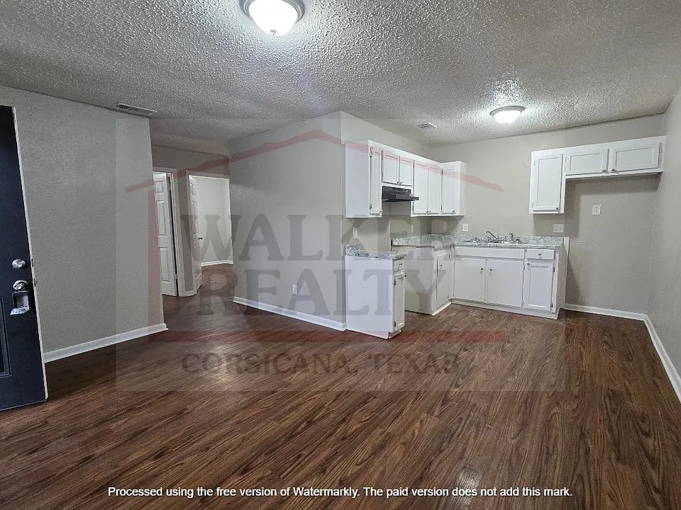 236 S 41st St #9