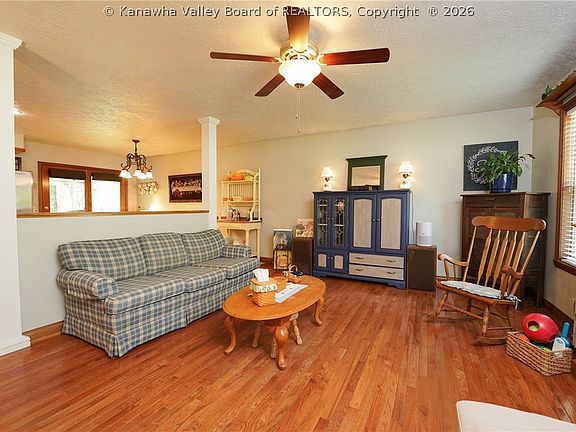 4th image of 644 Wilson Rd