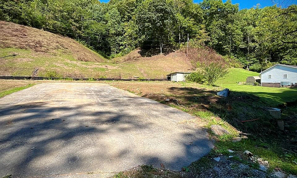 911 Harolds Branch Rd, Pikeville, KY 41501 MLS 119171 Zillow