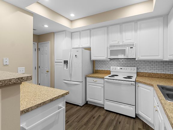 4th image of 2069 Dry Creek Pl