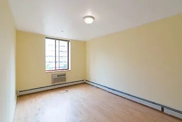 Rented by Bryan L Rozencwaig, LREB