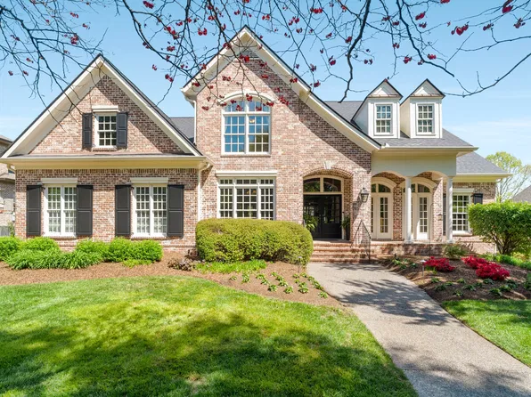 392 Grovehurst Ln, Brentwood, TN 37027