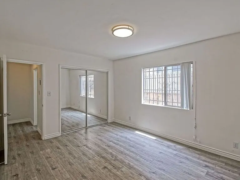 3655 Midvale Ave — Photo 20