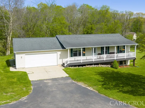 3720 James St, Dorr, MI 49323