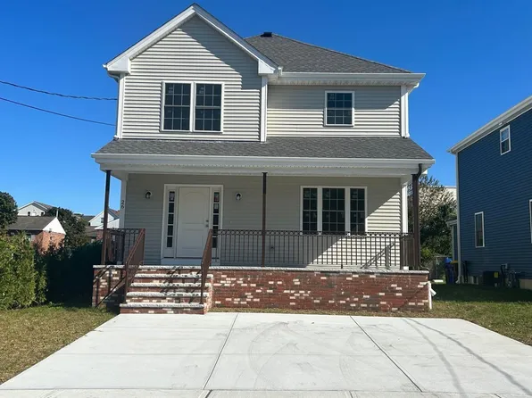 26 N Rocliffe St, Fall River, MA 02723