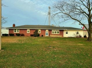 6502 E Independence Ln, Olney, IL 62450